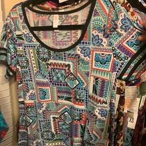 Lularoe tee xs